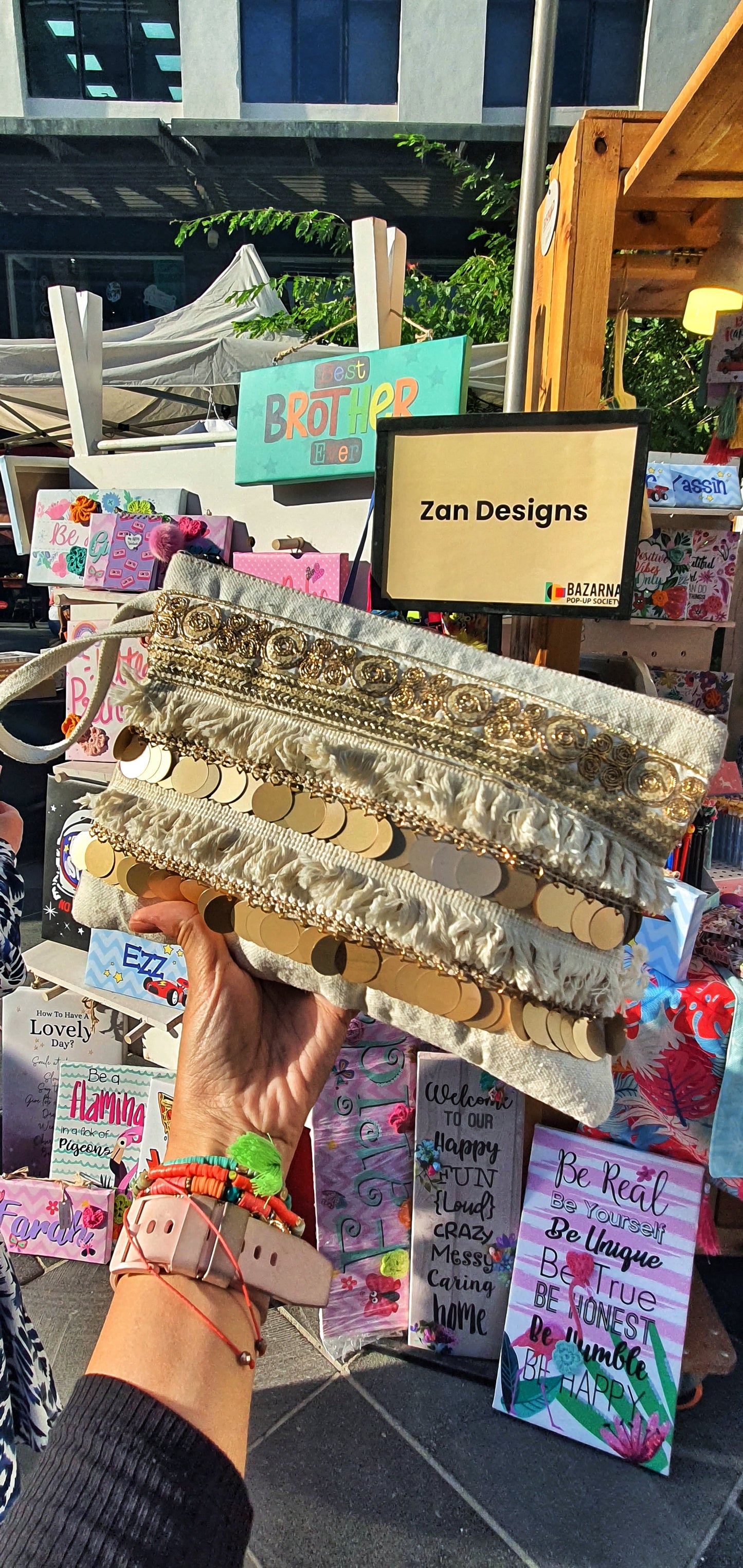 Hand clutch Golden Swirls