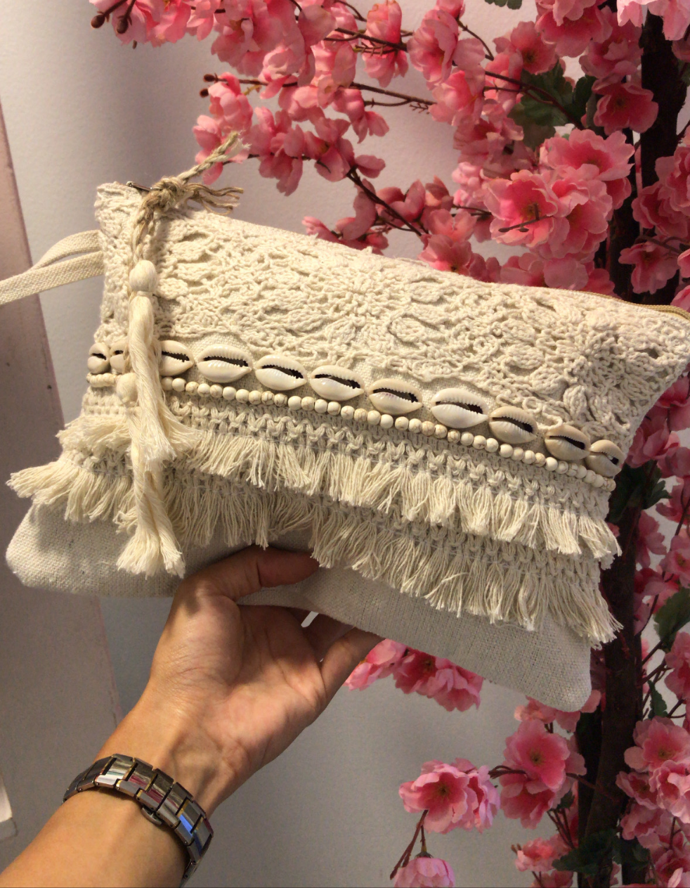 Hand clutch Crochet Beige