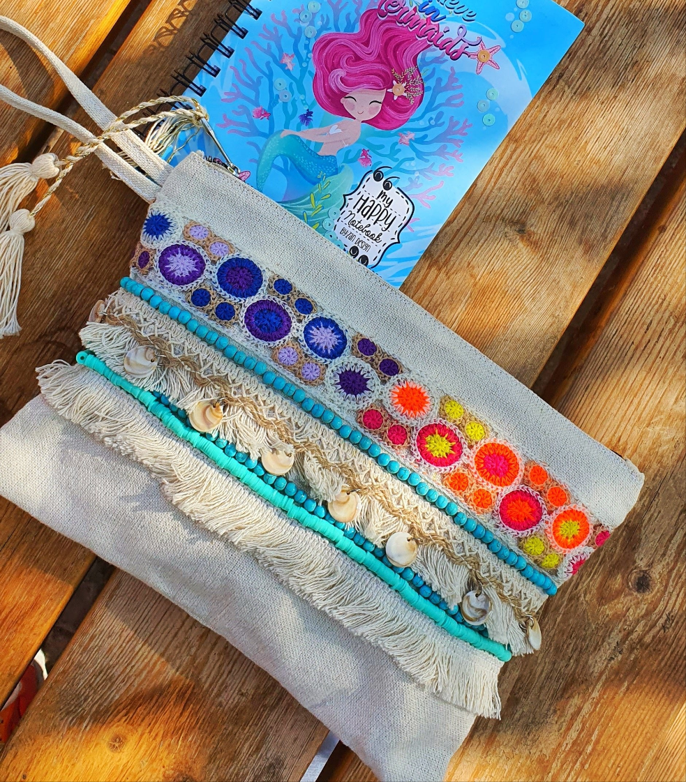 Hand clutch Pop Stitch