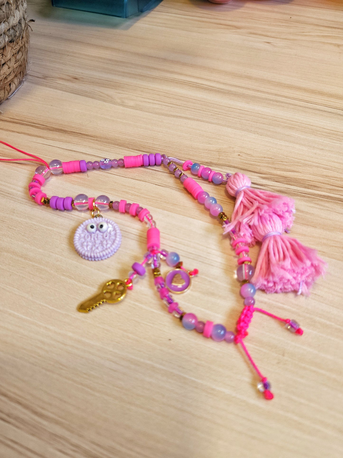 Cookie Madness Short Mobile Chain