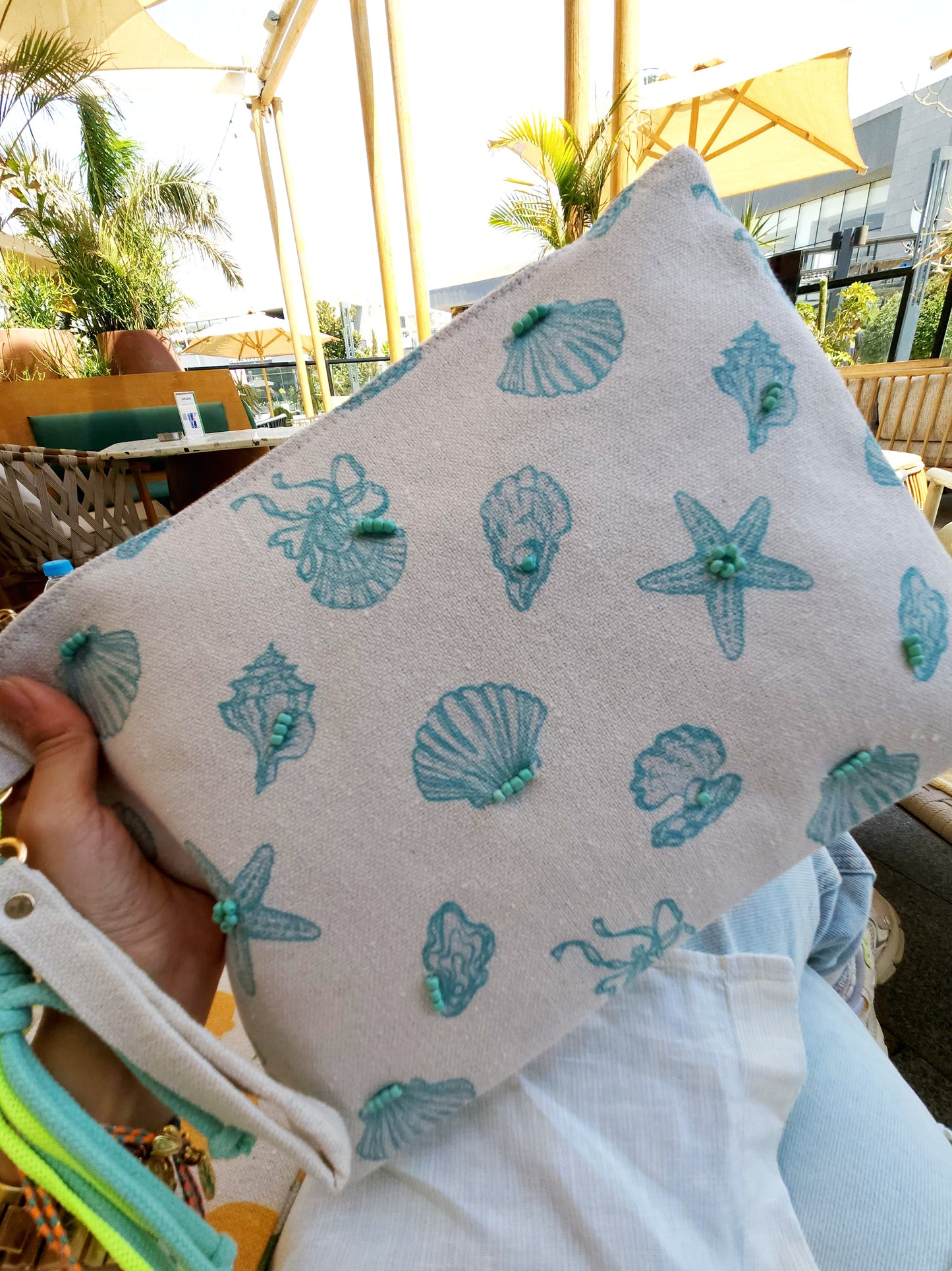 XL Printed Hand Clutch - Mint Seashells