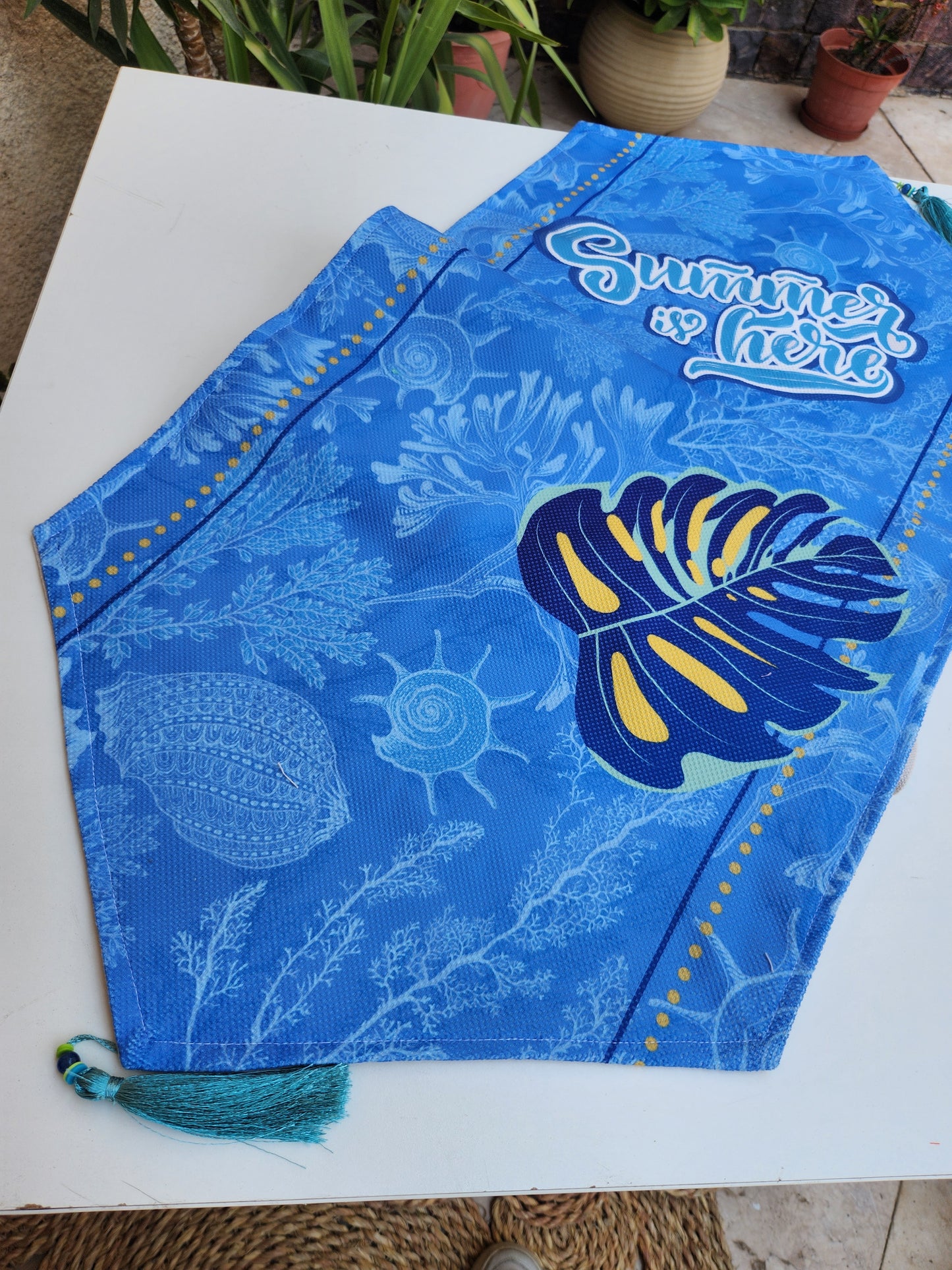 Summer Tropicana - Blue Runner