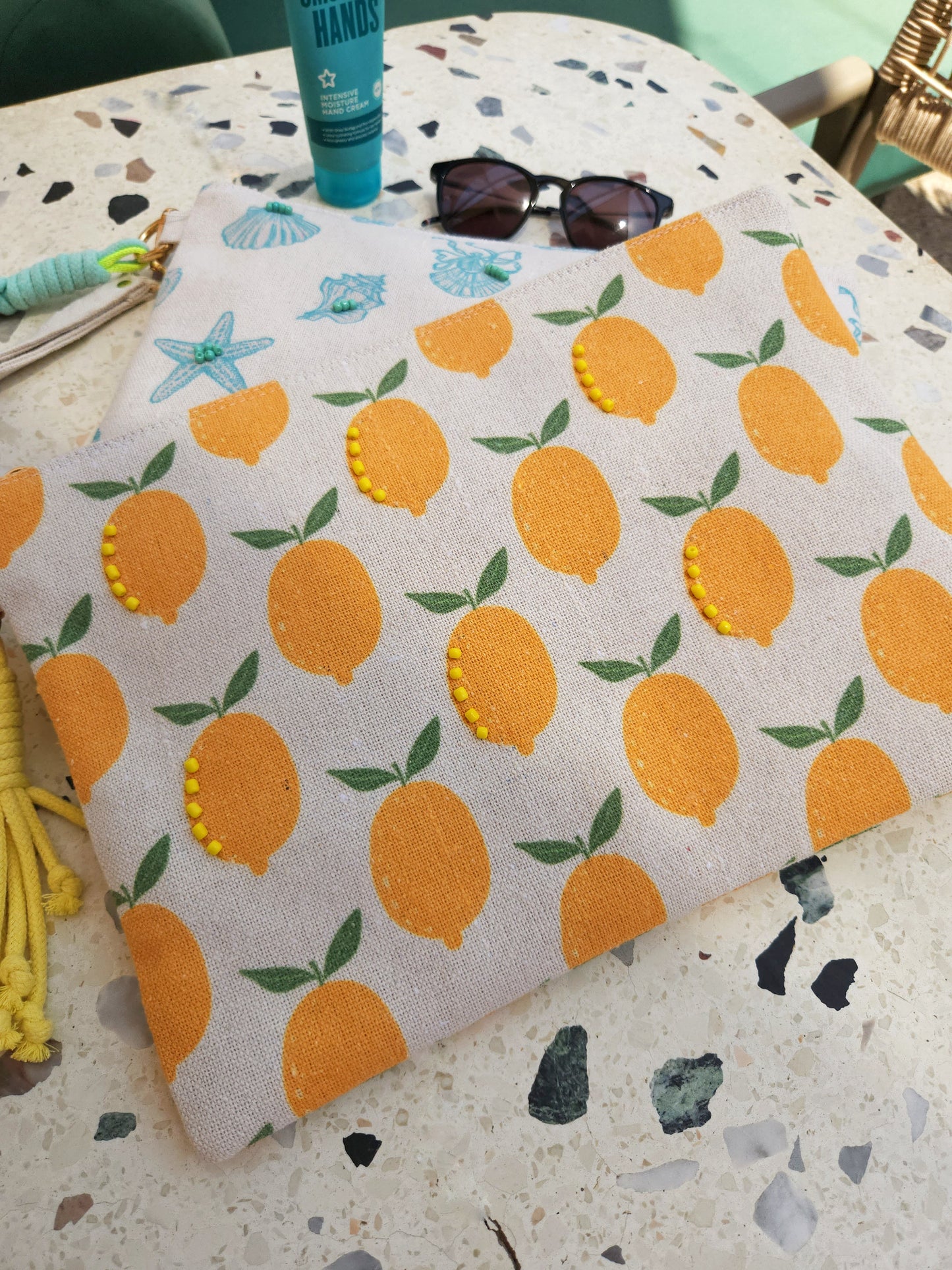 XL Printed Hand Clutch - Zesty Lemon