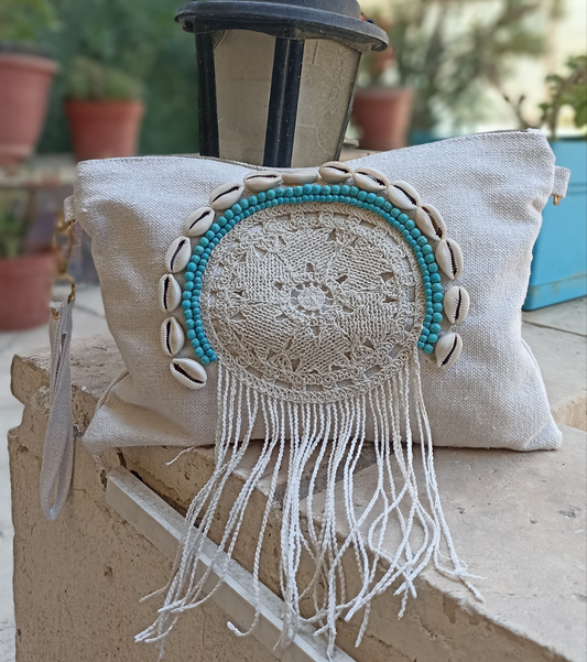 Hand clutch Beachy Circle