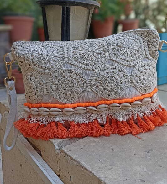 Hand clutch Fringy (Orange)