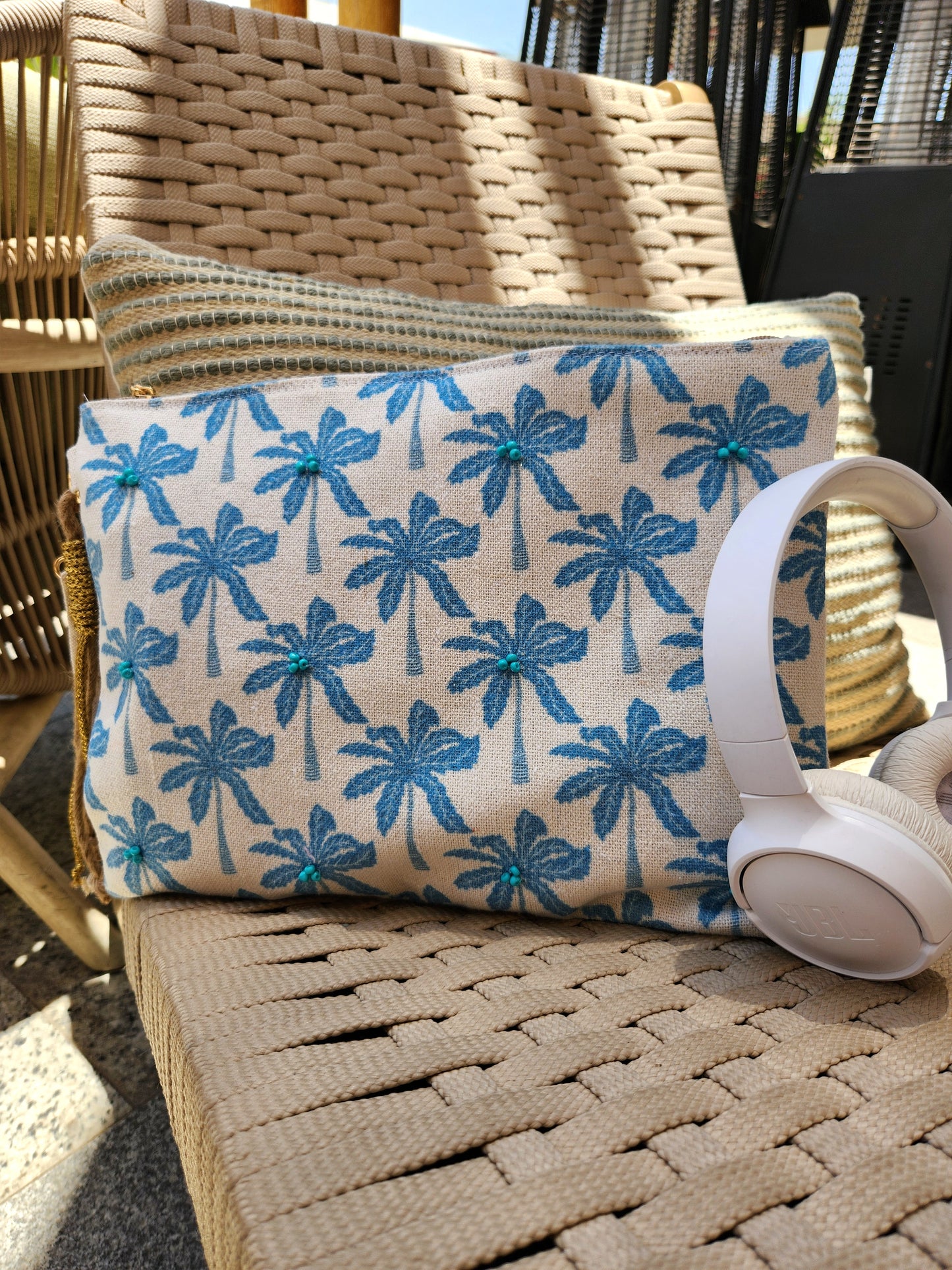 XL Printed Hand Clutch - Sea Blue Palmtrees