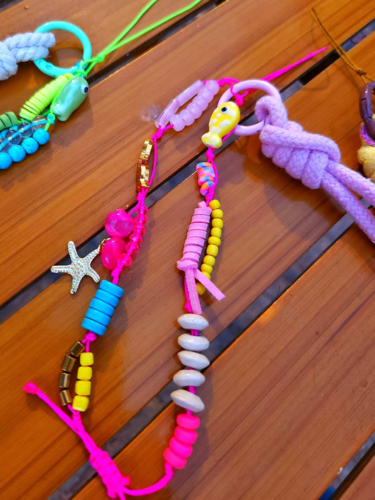 Pinky Fin Short Mobile Chain/Charm