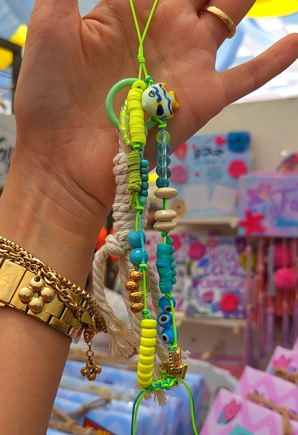 Lime Guppy Short Mobile Chain/Charm