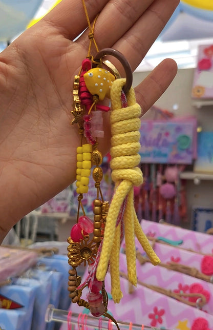 Goldie Short Mobile Chain/Charm